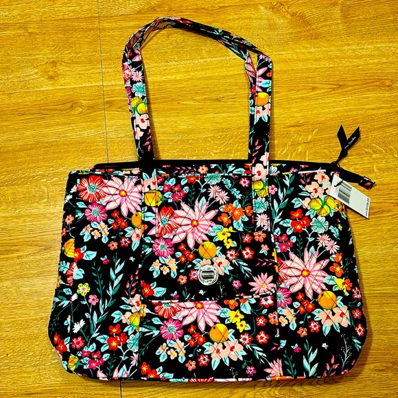 NWT Vera Bradley Turnlock Large Tote - Tangerine Twist - Picture 1 of 5